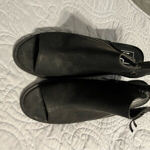 Open toed black shoes